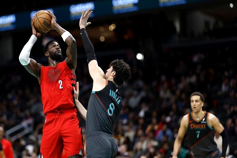 美国男篮鏖战墨西哥男篮，艾顿高光表现