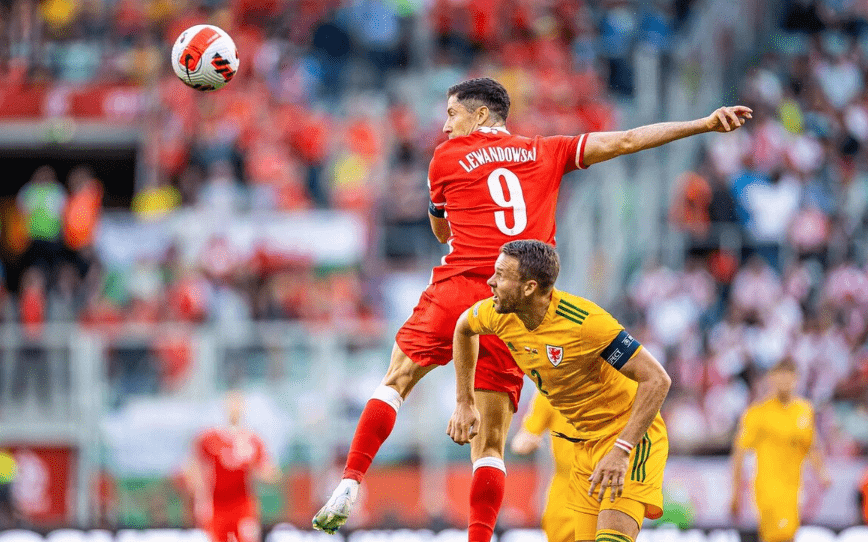 波兰逆转比利时，阿尔巴送出助攻