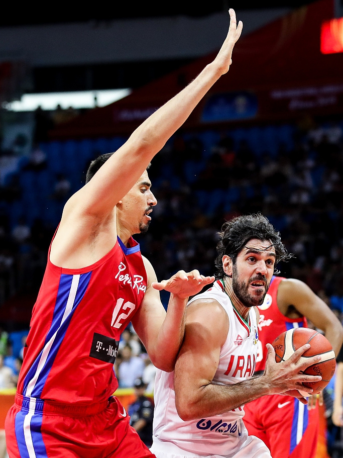 爱游戏体育-中国队险胜波兰队，波尔关键制胜