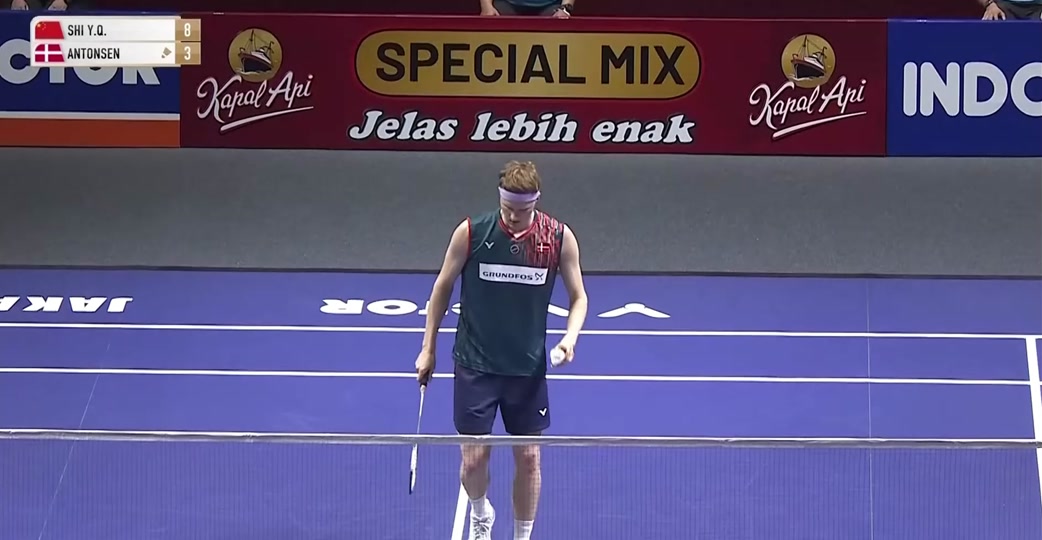 印尼队翻盘日本队,石宇奇刷新纪录 印尼队翻盘日本队,石宇奇刷新纪录