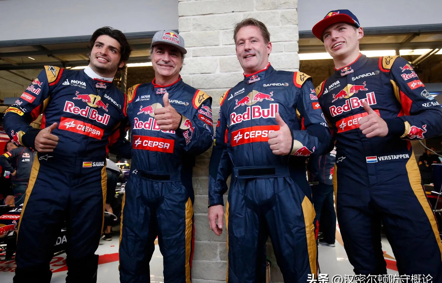 红牛二队逆转哈斯车队，塞恩斯带队取胜