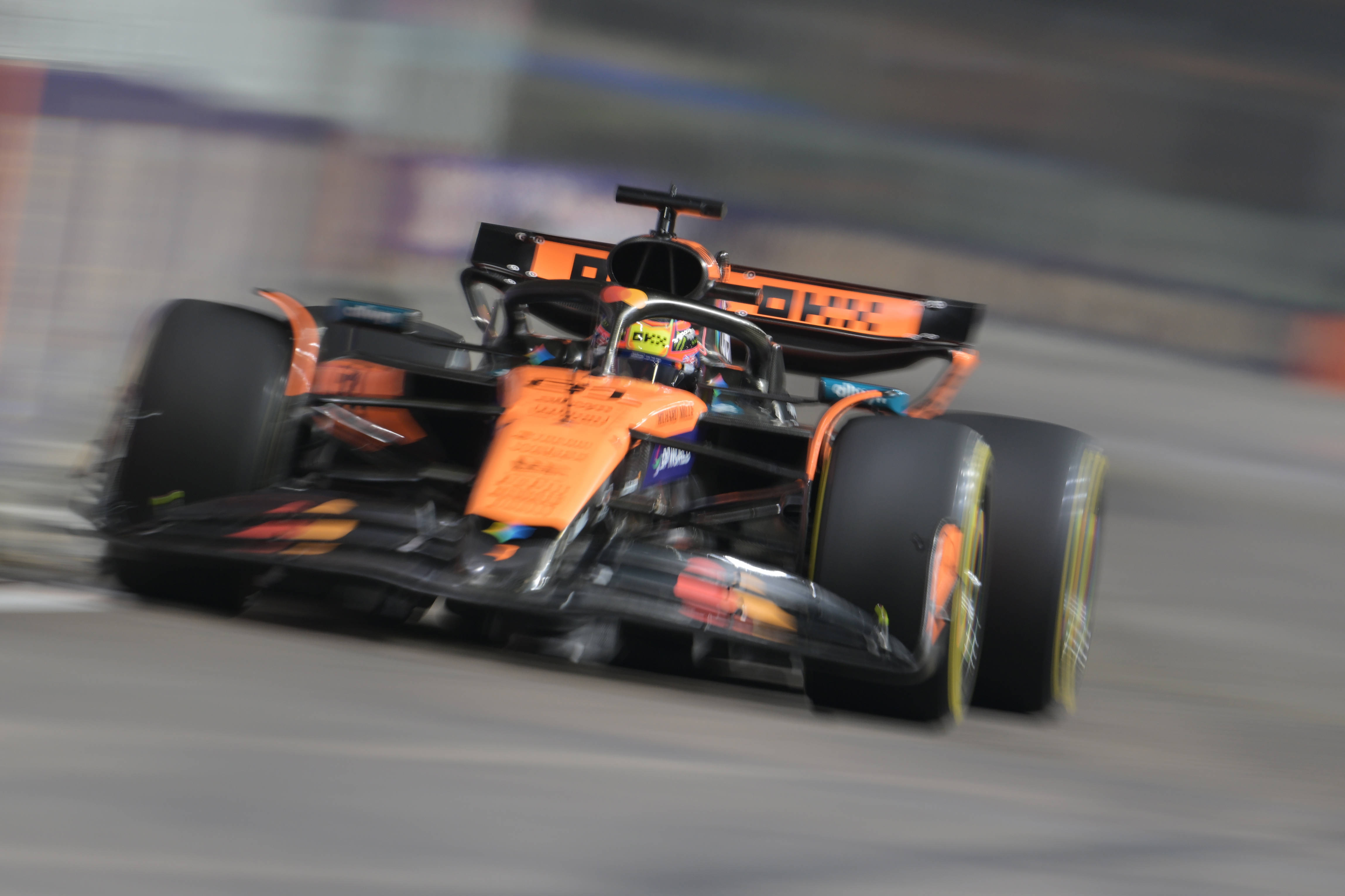 红牛二队险胜红牛车队，诺里斯刷新纪录