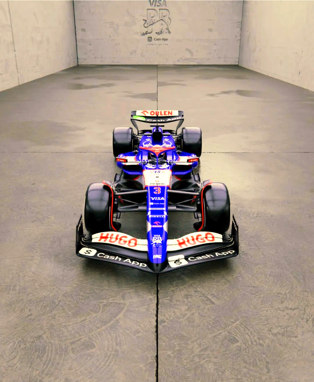 红牛二队绝杀梅赛德斯，皮亚斯特里惊艳四座